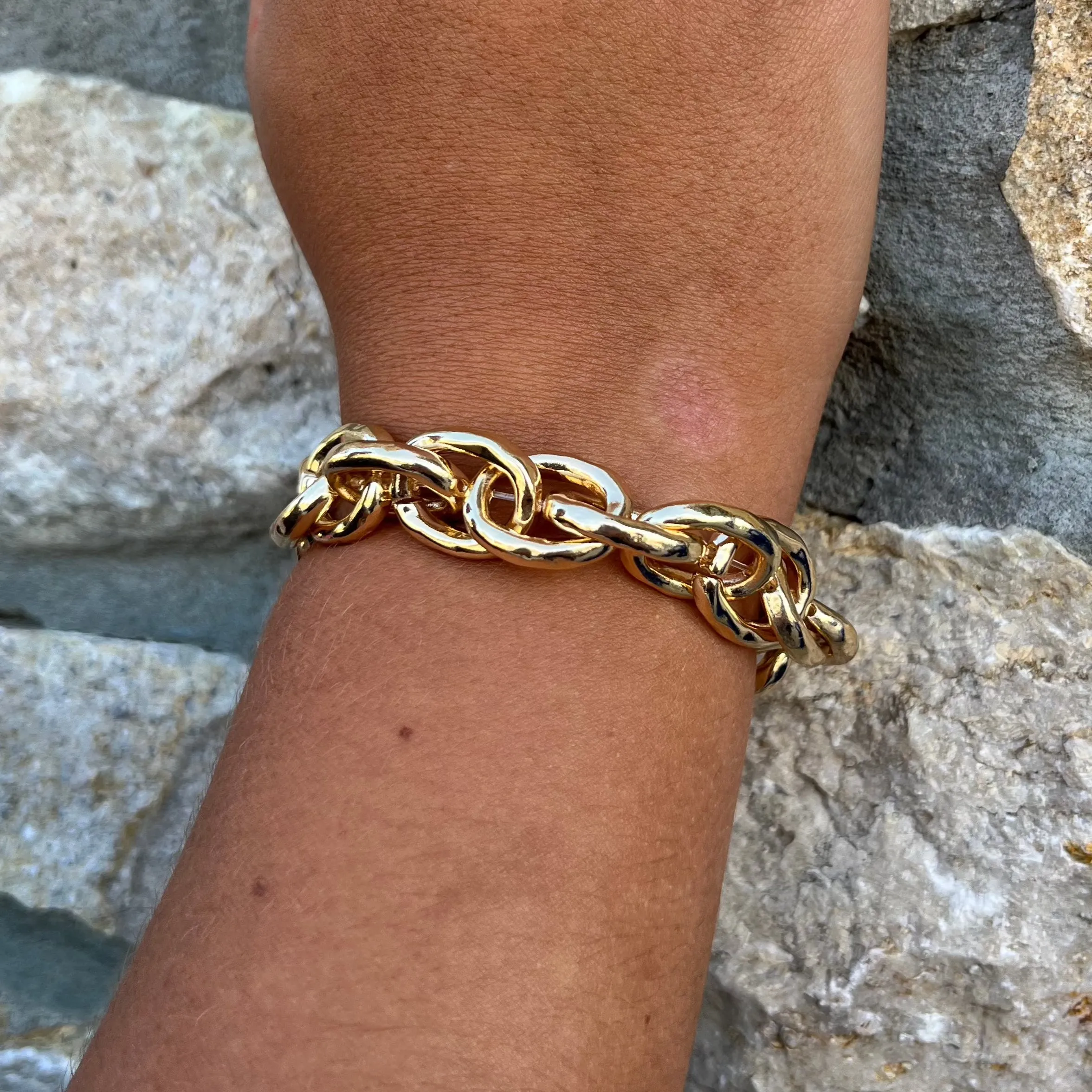 Caught in Chains Elastic Chain Link Bracelet