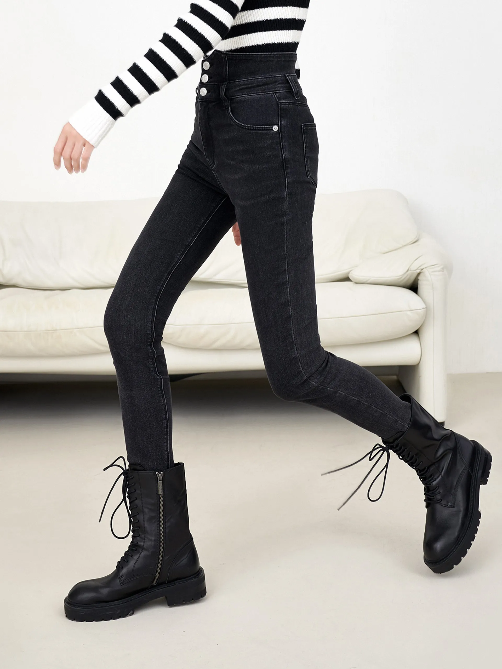 High Rise Slim Fit Jeans