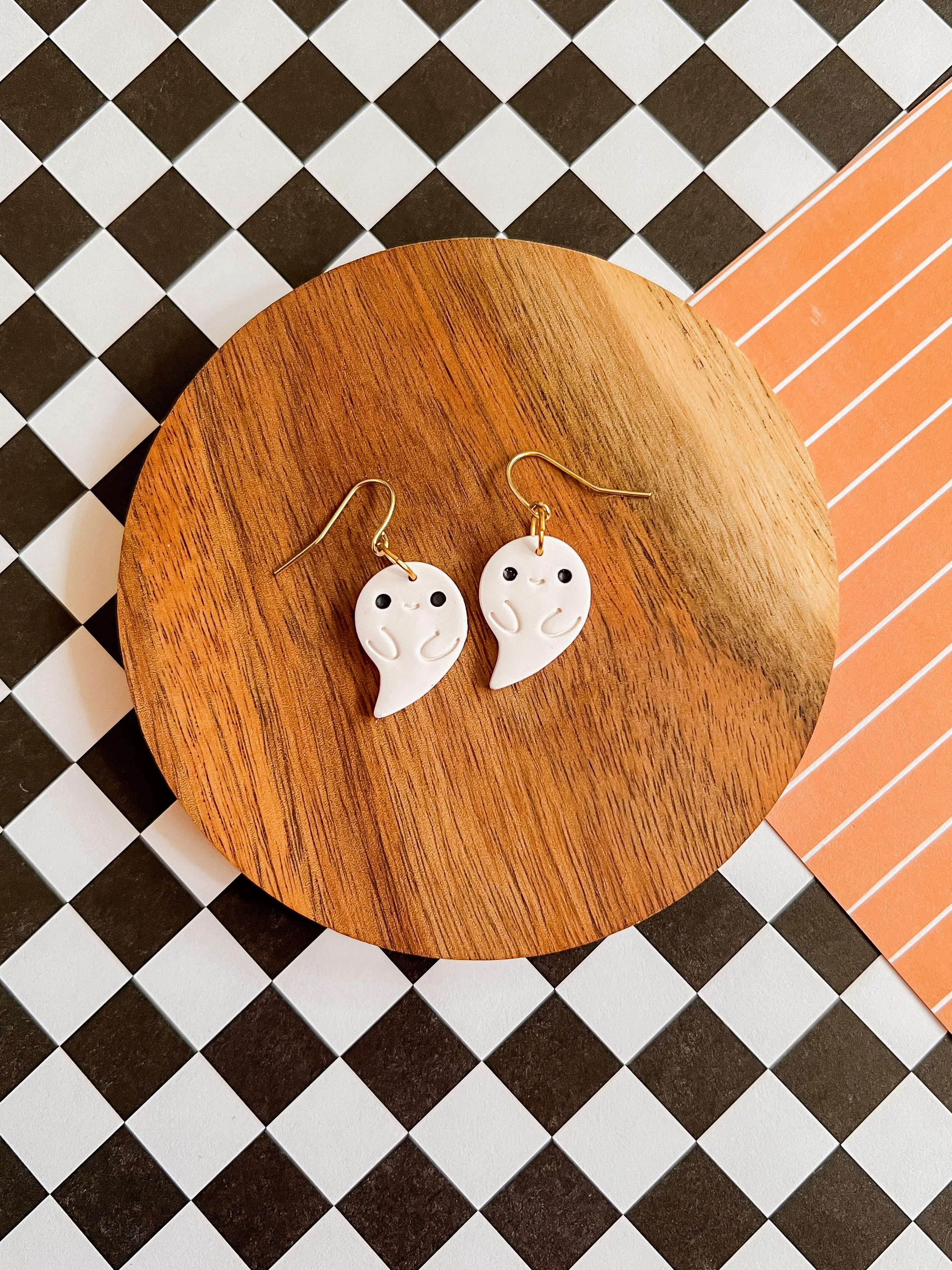 Hugsy  | Clay Earrings