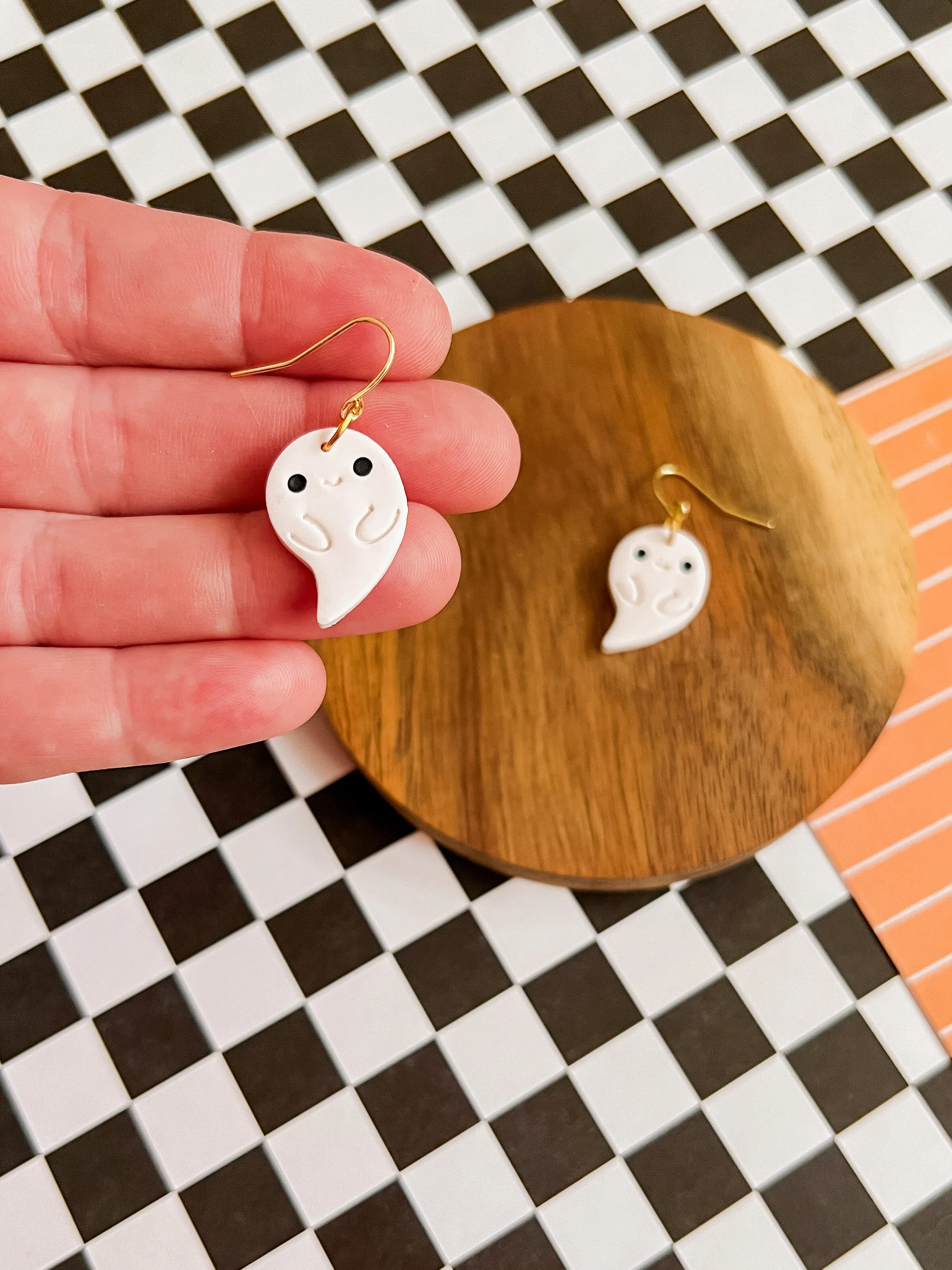 Hugsy  | Clay Earrings