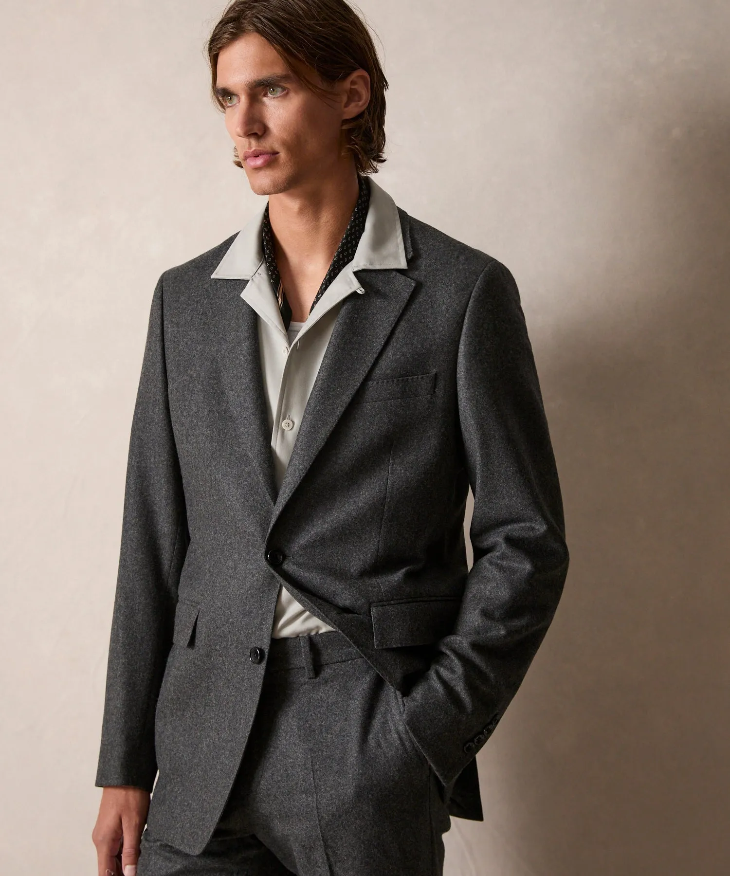 Italian Flannel Sutton Jacket in Charcoal