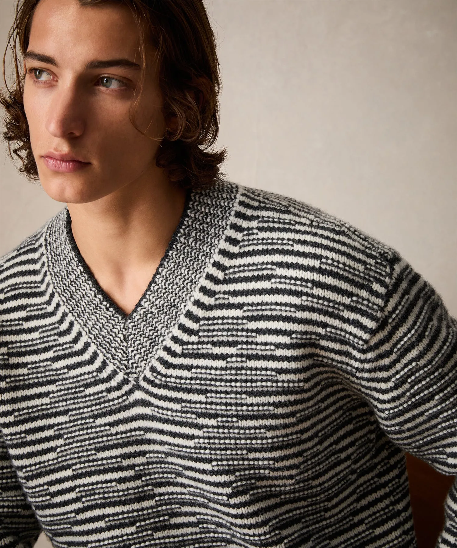 Merino Striped V-Neck Sweater in Charcoal