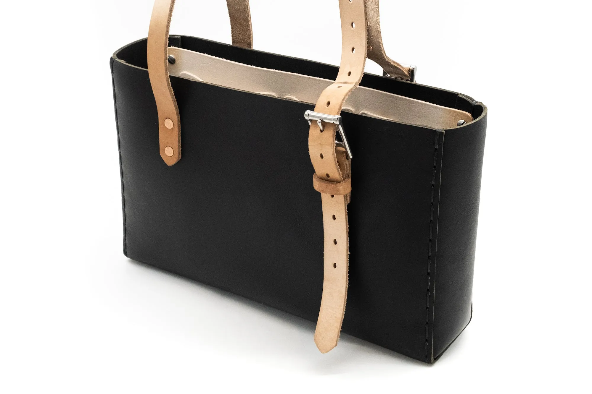 Seasoned No. 714 - Tote in Buffalo Black with Natural Tan Straps & Rear Insert