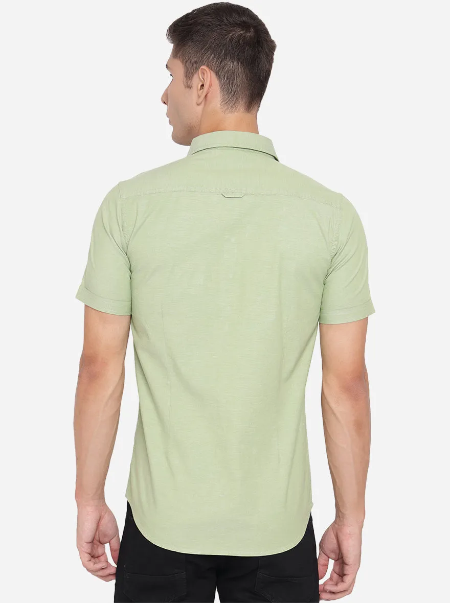 Tendrill Green Solid Slim Fit Semi Casual Shirt | JadeBlue