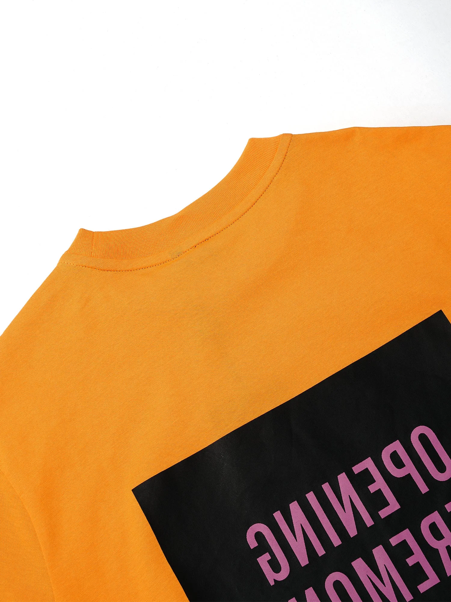 UNISEX BOX LOGO TEE