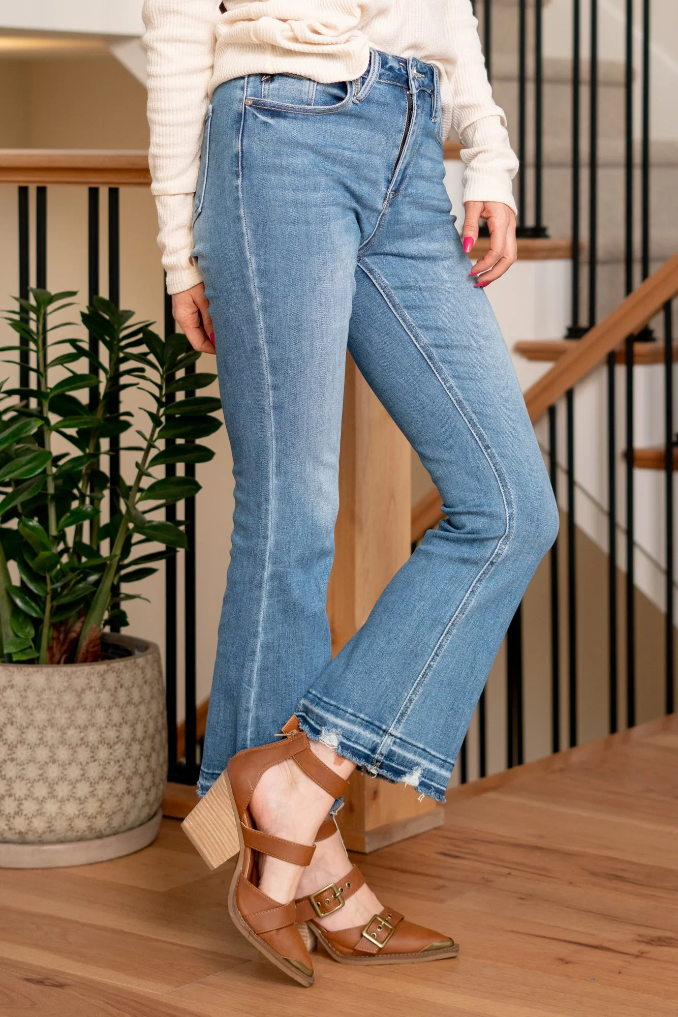 Volumina High Rise Crop Boot Cut